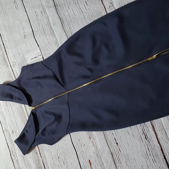 🆕️ NAVY WOMEN'S DRESS - Picture 3 of 9